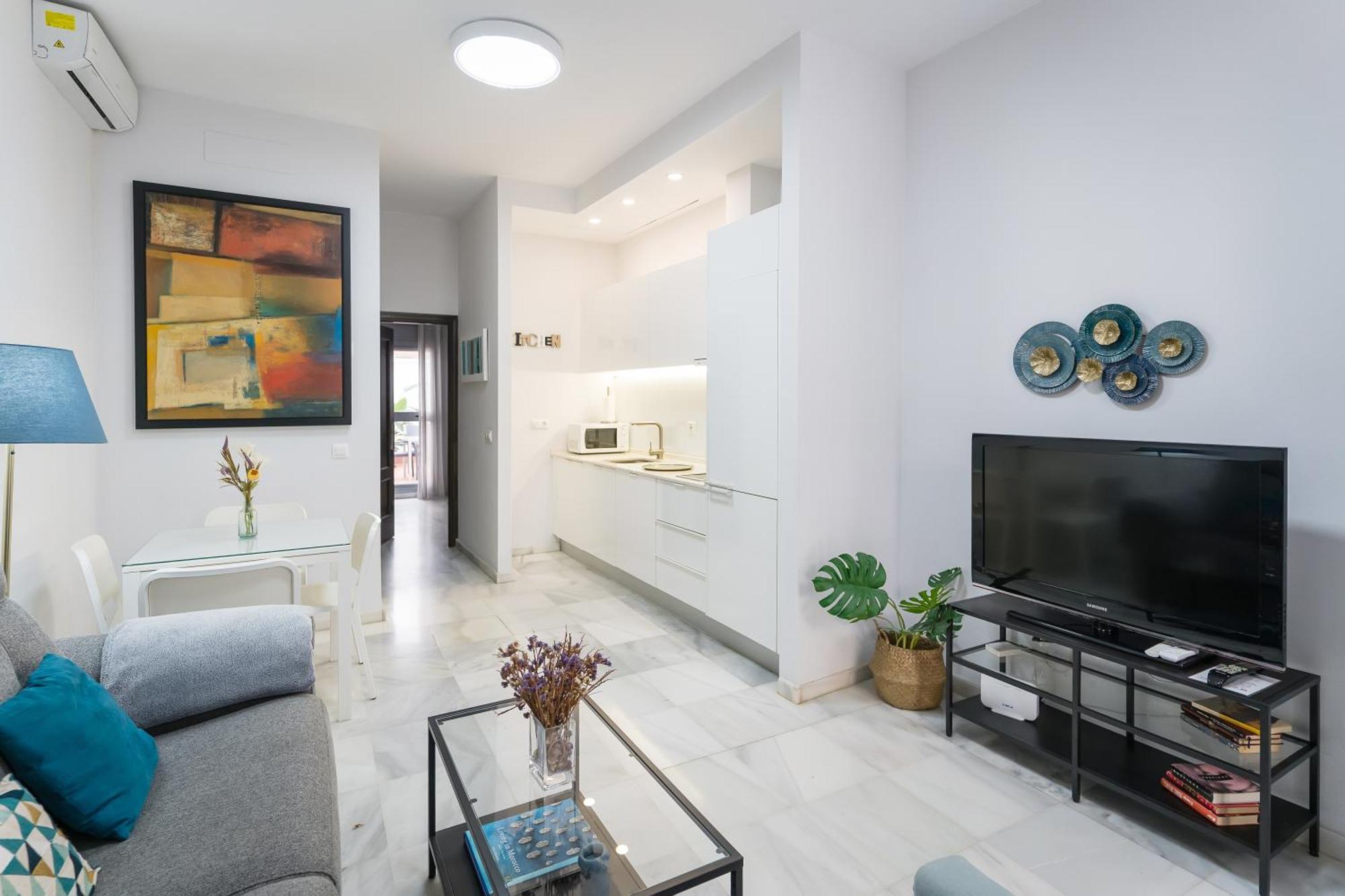 Apartamento Triana Deluxe Con Patio Privado Seville Luaran gambar